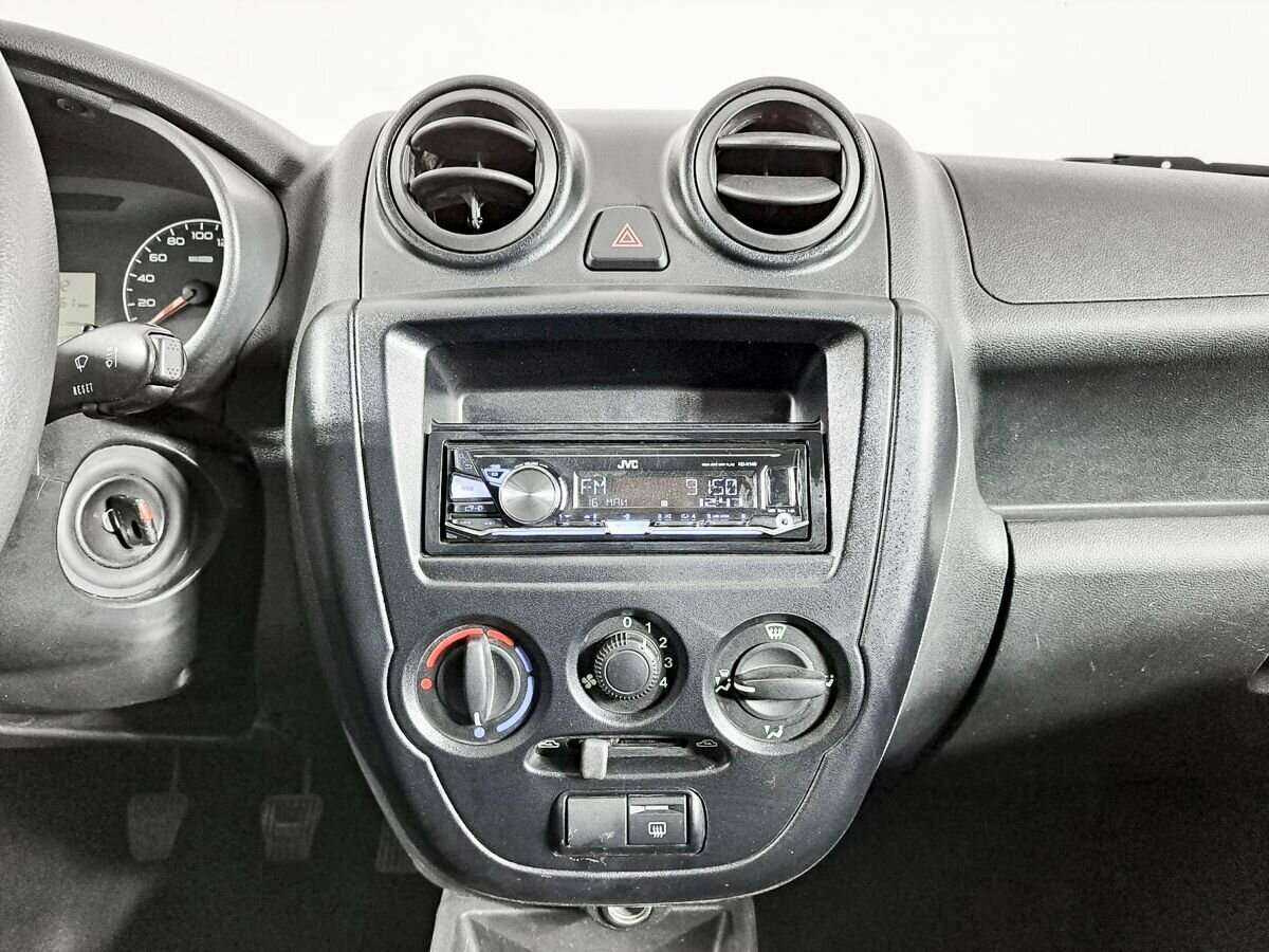 Lada (ВАЗ) Granta с пробегом — 2017 год. Фото: #10