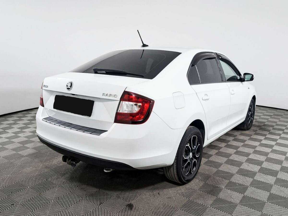 Skoda Rapid с пробегом — 2019 год. Фото: #3