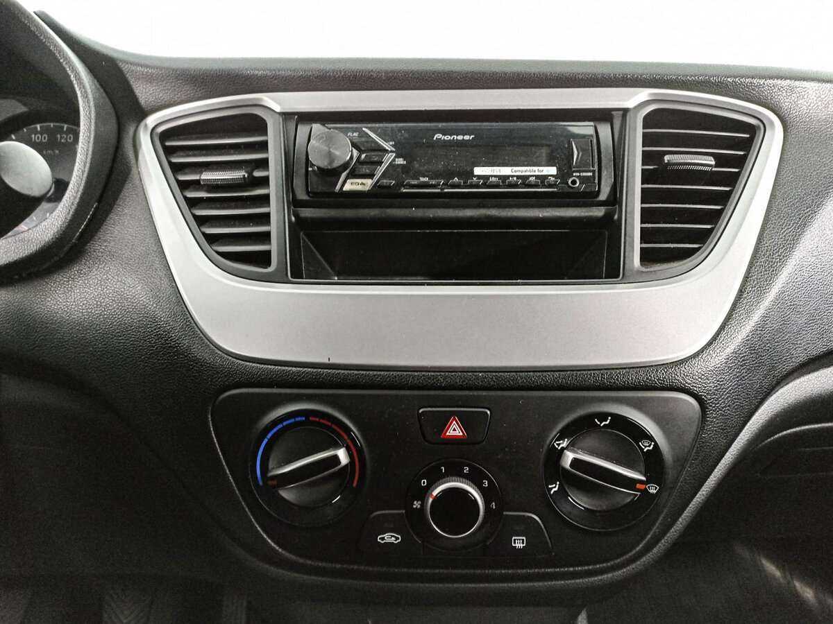 Hyundai Solaris с пробегом — 2018 год. Фото: #14