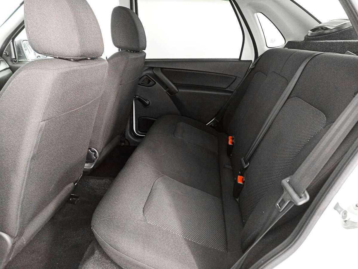 Lada (ВАЗ) Granta с пробегом — 2020 год. Фото: #6