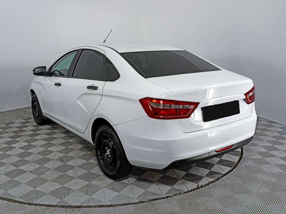 Lada (ВАЗ) Vesta с пробегом — 2021 год. Фото: #6