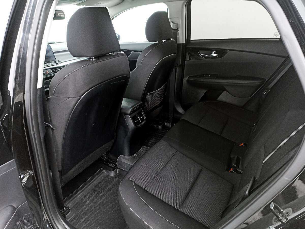 Kia Cerato с пробегом — 2019 год. Фото: #11