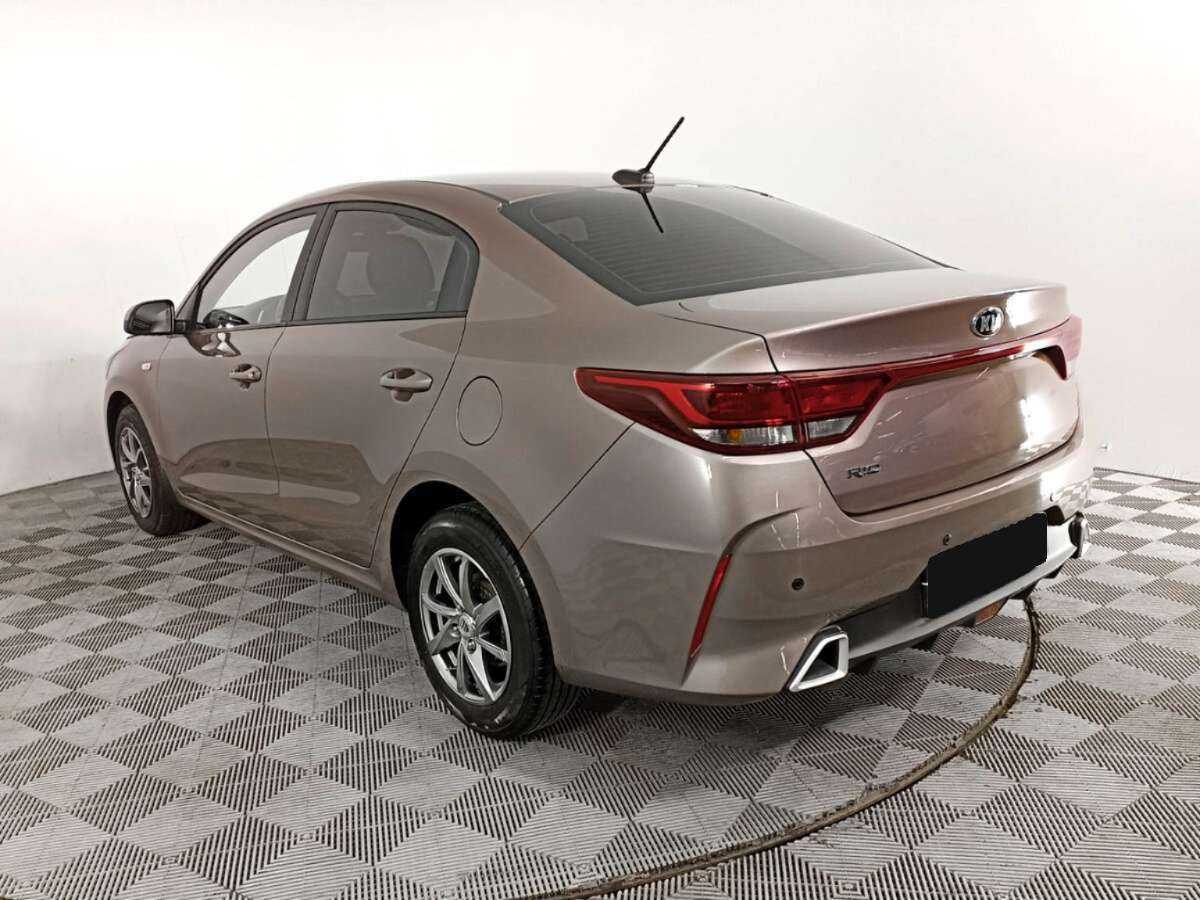 Kia Rio с пробегом — 2021 год. Фото: #6