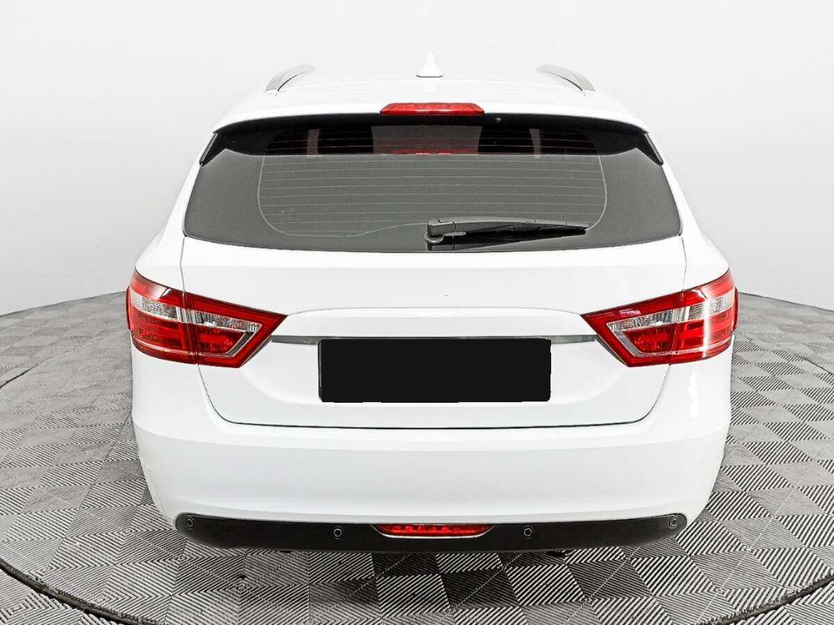 Lada (ВАЗ) Vesta с пробегом — 2020 год. Фото: #5