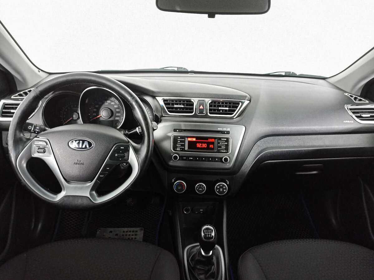 Kia Rio с пробегом — 2016 год. Фото: #10