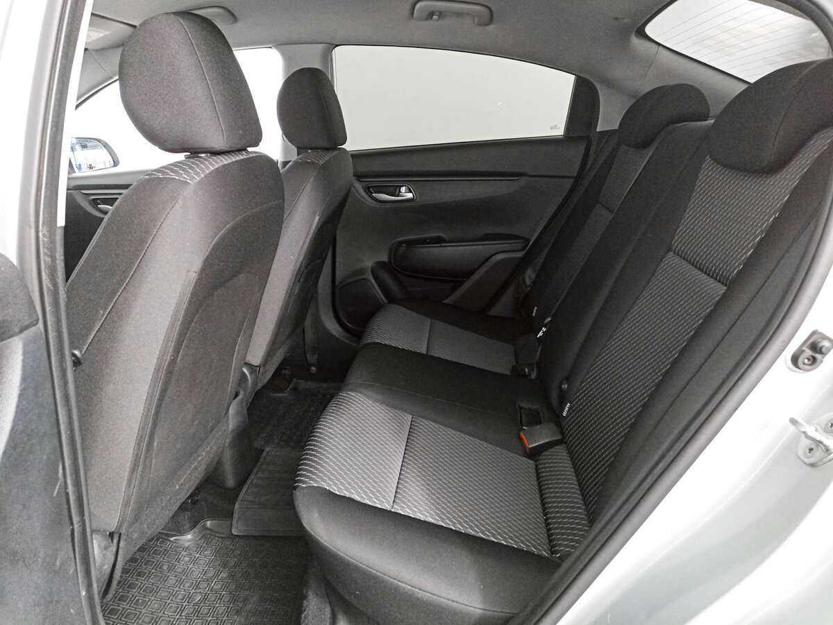 Kia Rio с пробегом — 2018 год. Фото: #9