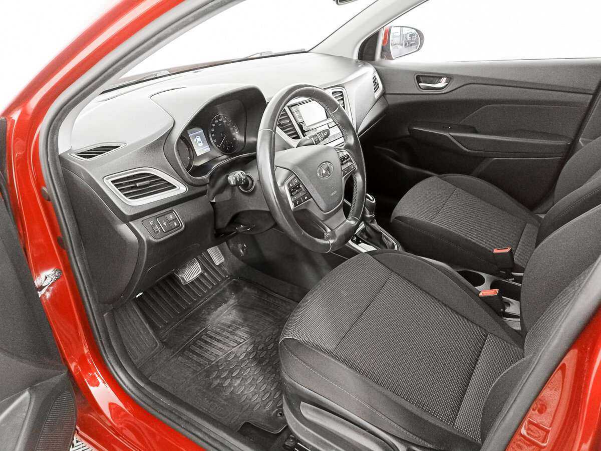 Hyundai Solaris с пробегом — 2019 год. Фото: #15