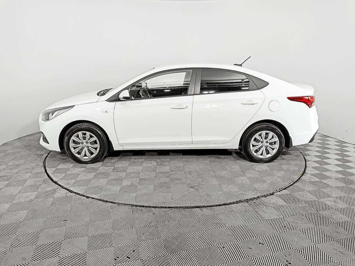 Hyundai Solaris с пробегом — 2017 год. Фото: #7