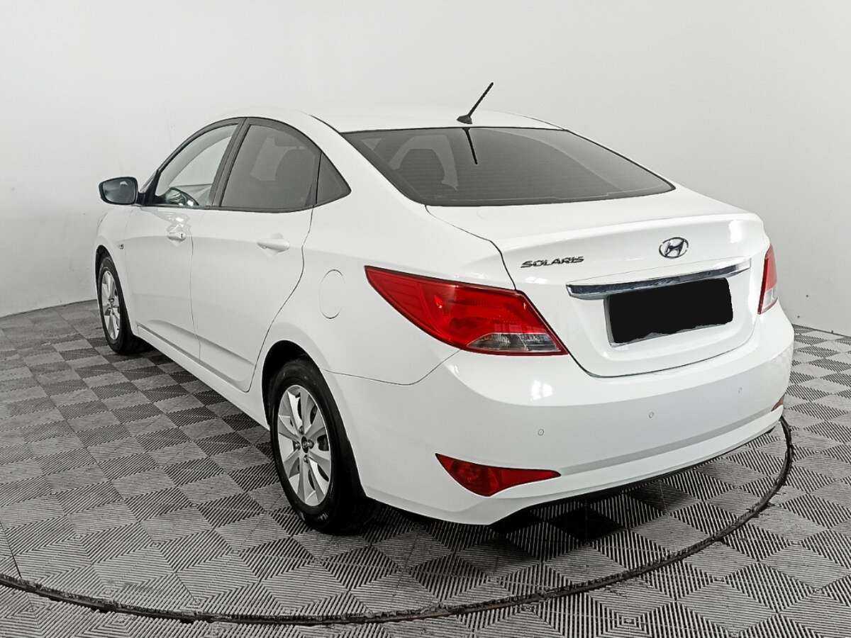 Hyundai Solaris с пробегом — 2016 год. Фото: #5