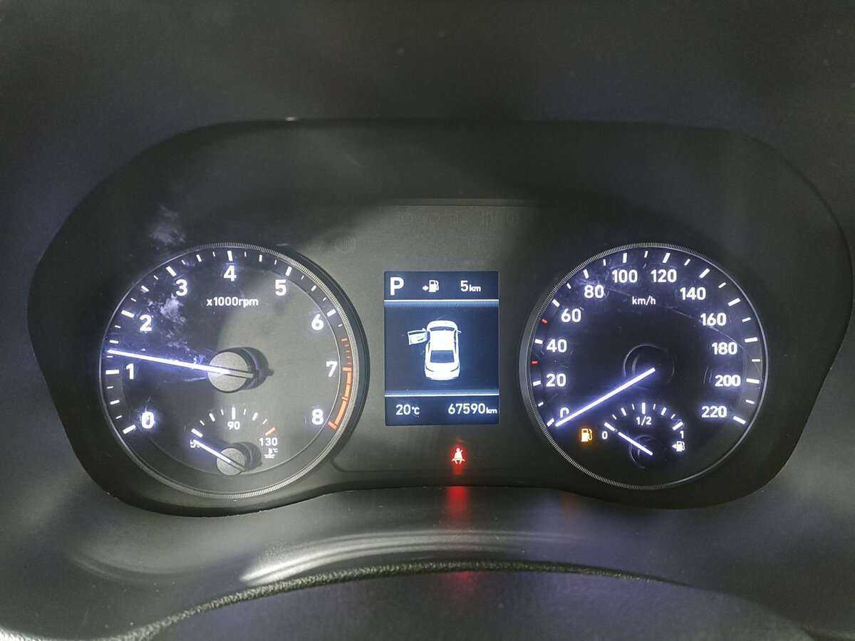 Hyundai Solaris с пробегом — 2018 год. Фото: #10