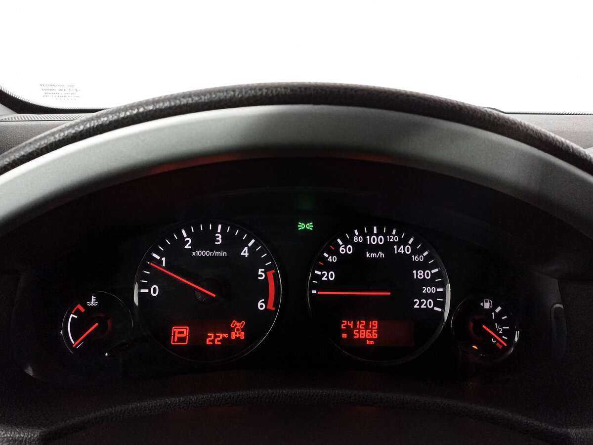 Nissan Pathfinder с пробегом — 2014 год. Фото: #9