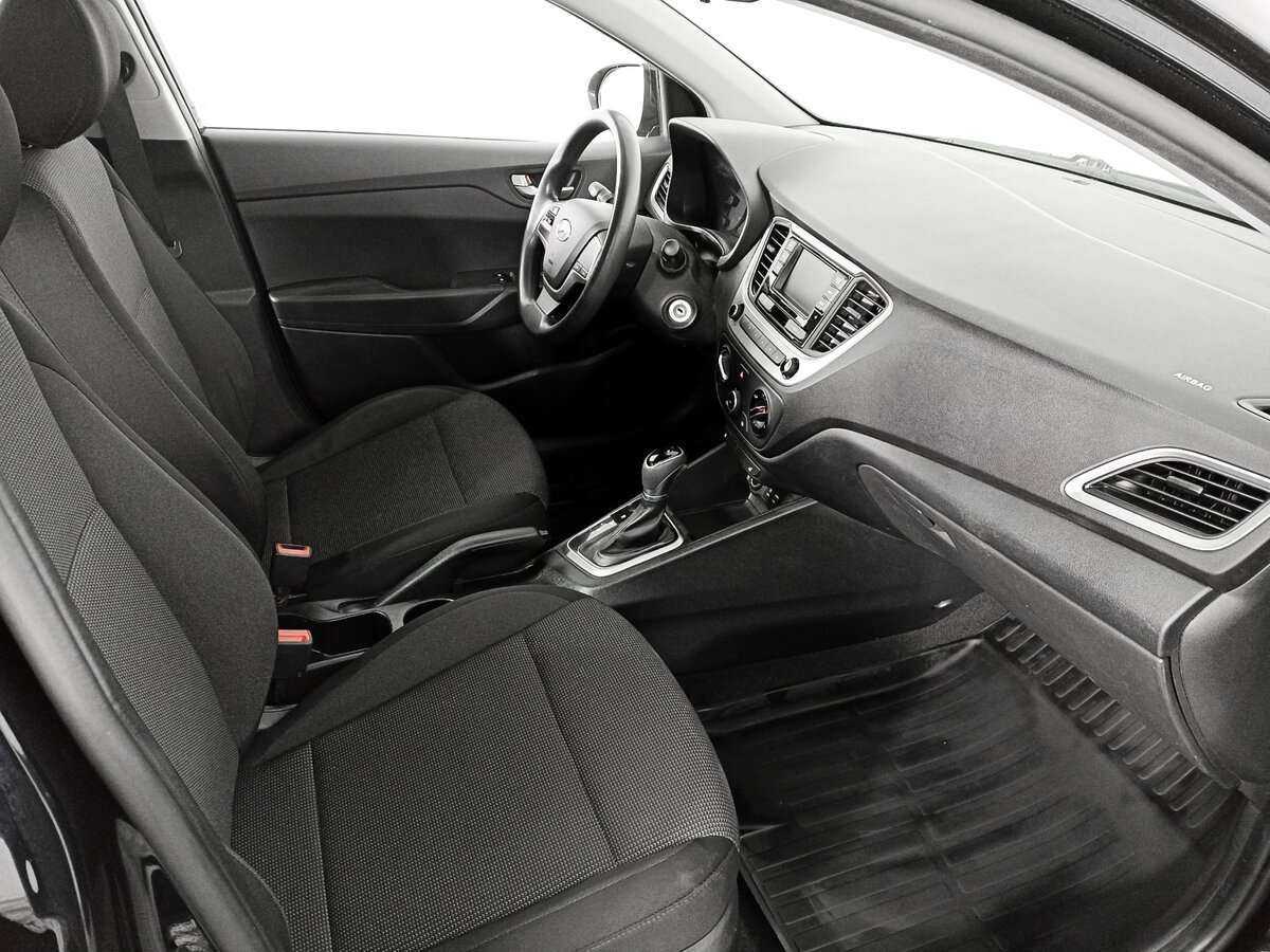 Hyundai Solaris с пробегом — 2017 год. Фото: #8