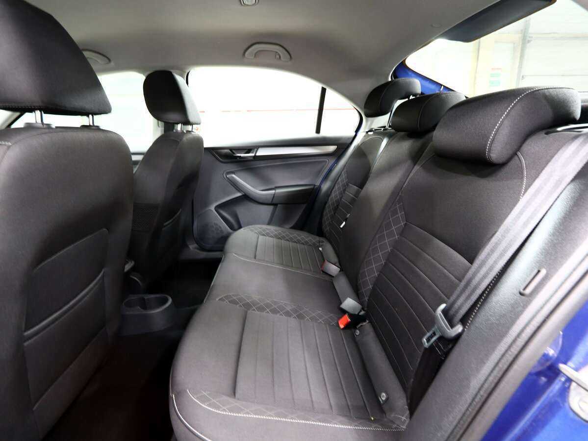 Skoda Rapid с пробегом — 2018 год. Фото: #7