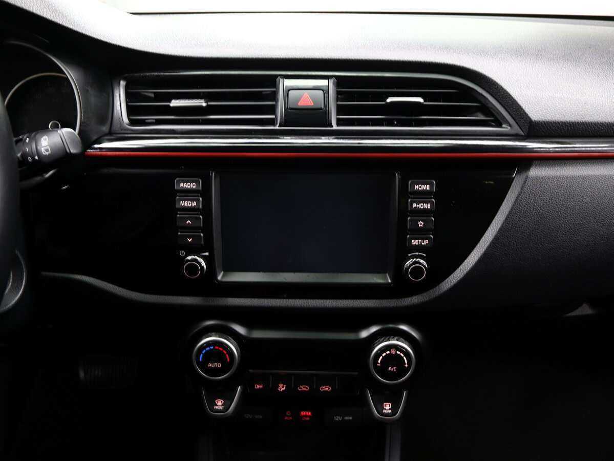 Kia Rio с пробегом — 2019 год. Фото: #17