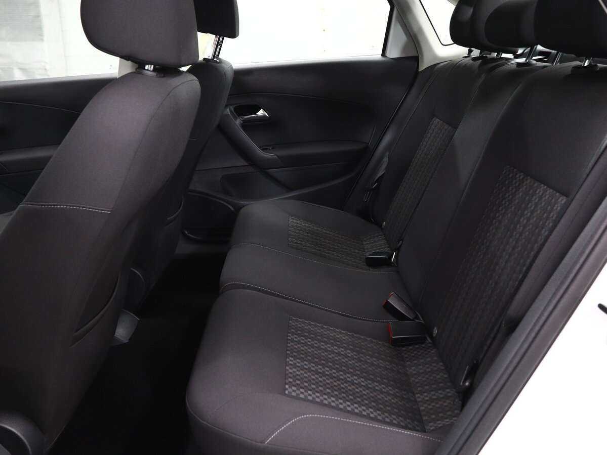 Volkswagen Polo с пробегом — 2019 год. Фото: #12