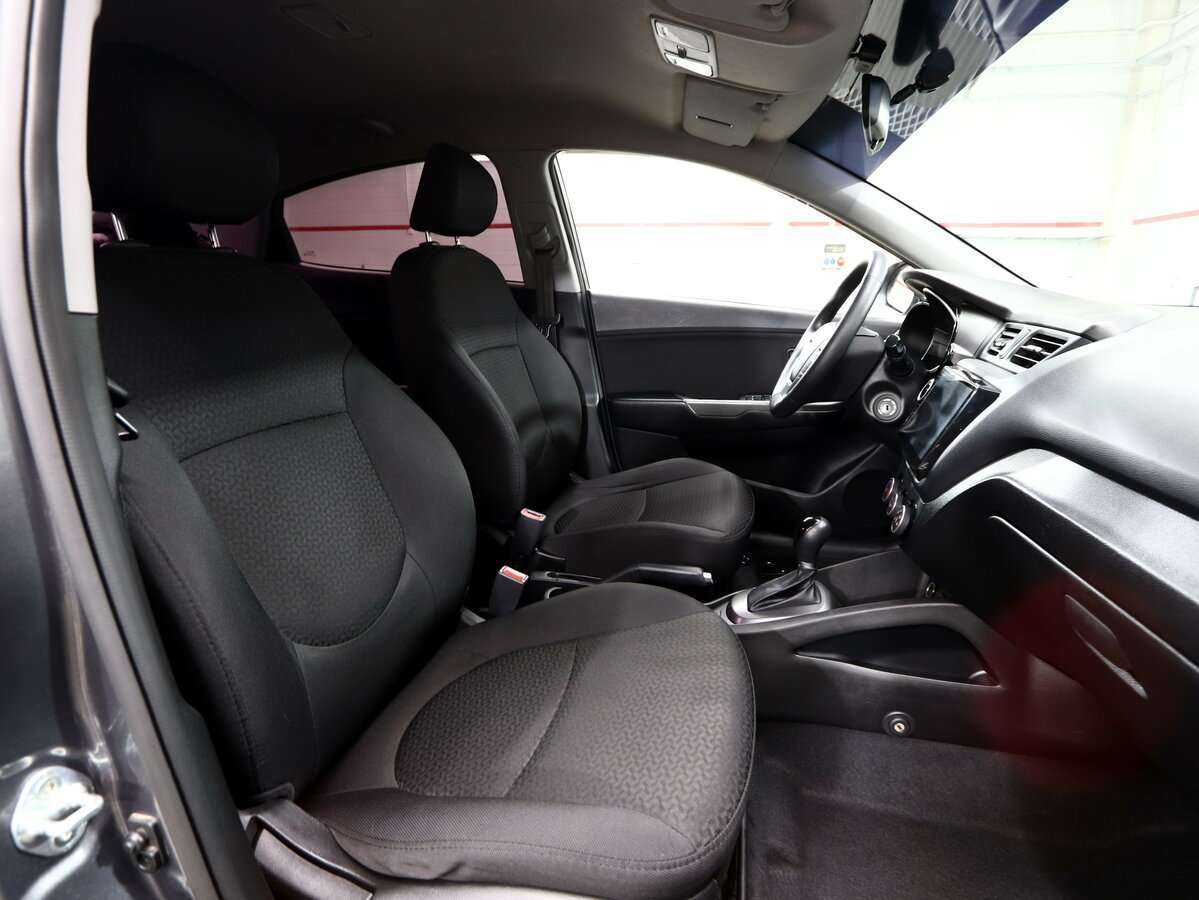 Kia Rio с пробегом — 2016 год. Фото: #7