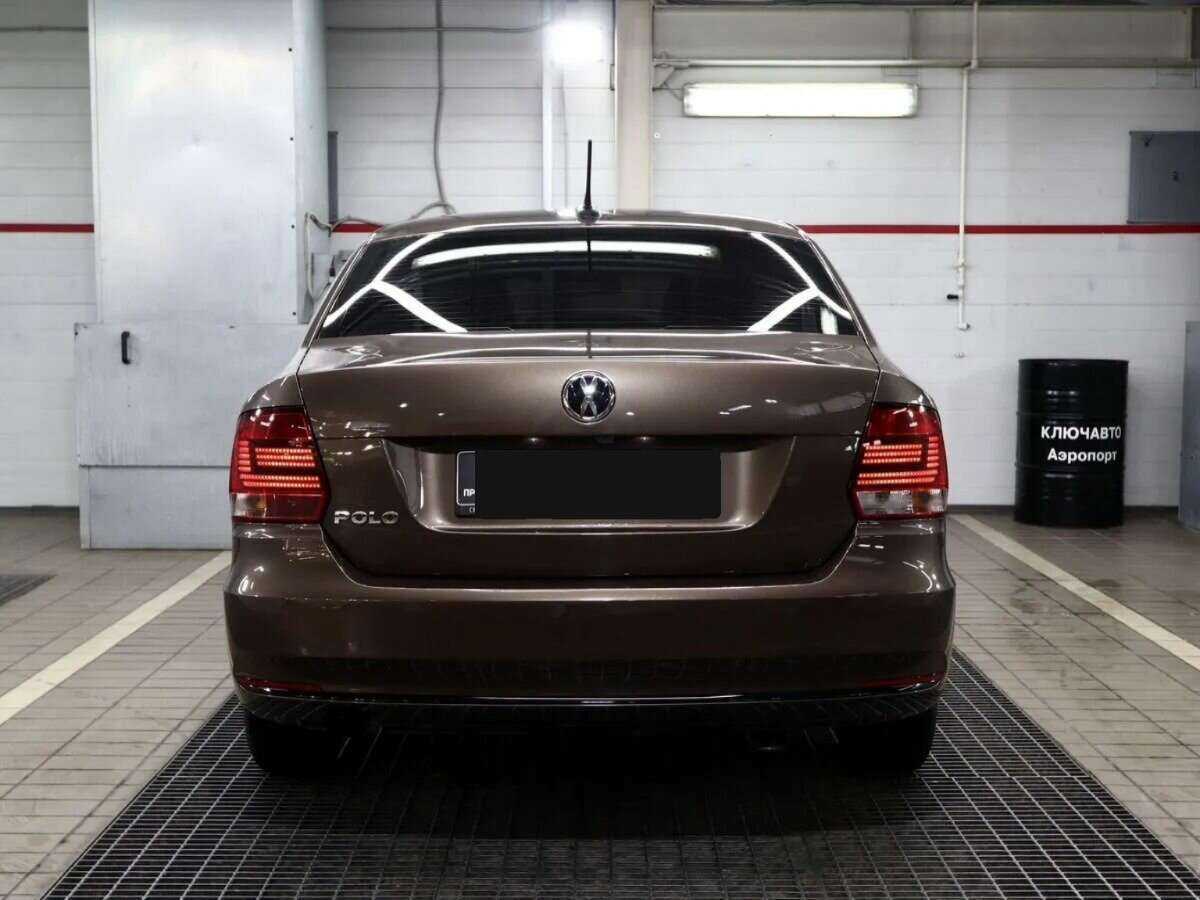 Volkswagen Polo с пробегом — 2018 год. Фото: #3