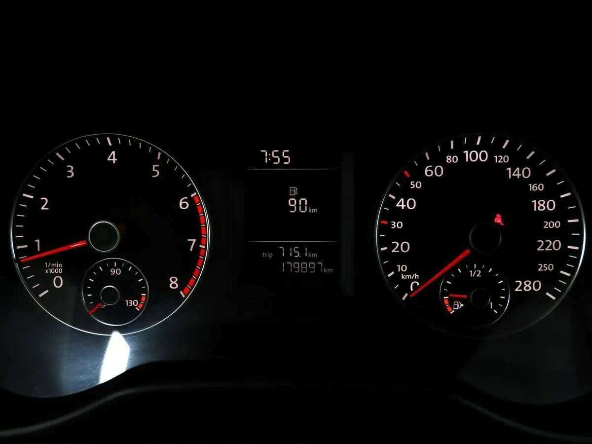 Volkswagen Jetta с пробегом — 2013 год. Фото: #10