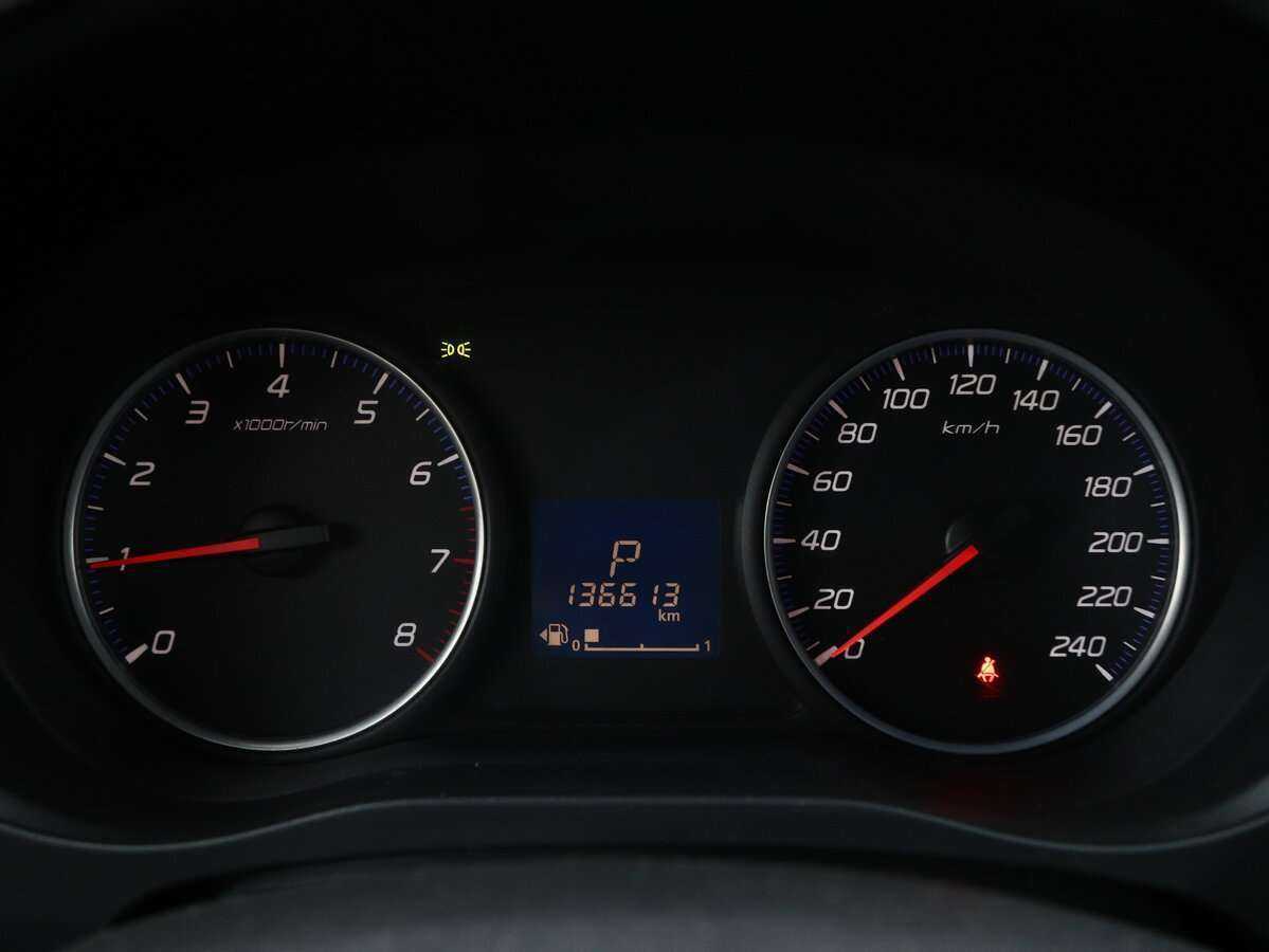 Mitsubishi Outlander с пробегом — 2013 год. Фото: #16