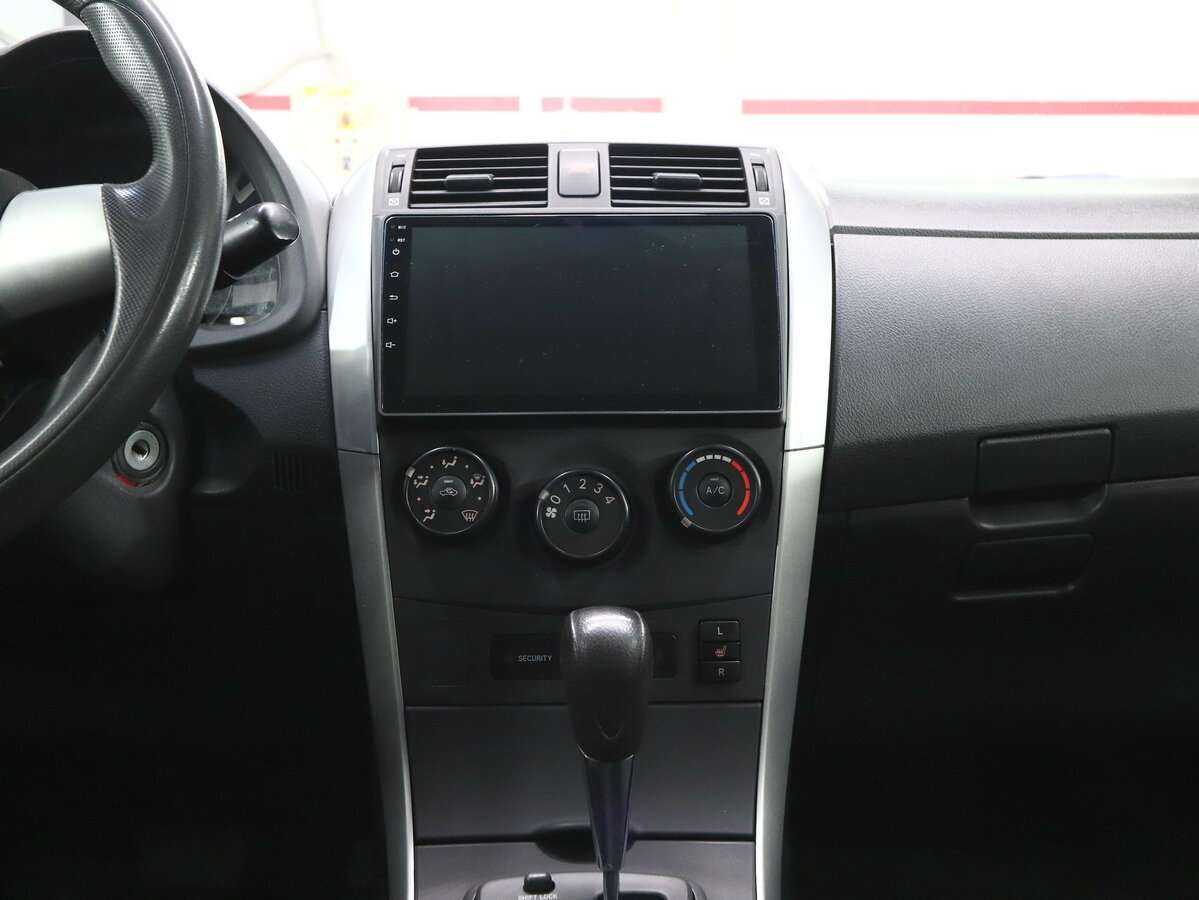 Toyota Corolla с пробегом — 2012 год. Фото: #17