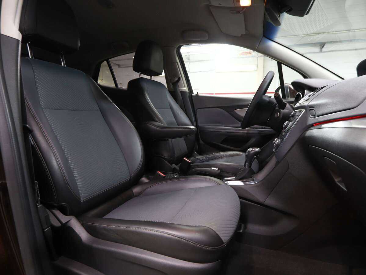 Opel Mokka с пробегом — 2013 год. Фото: #11