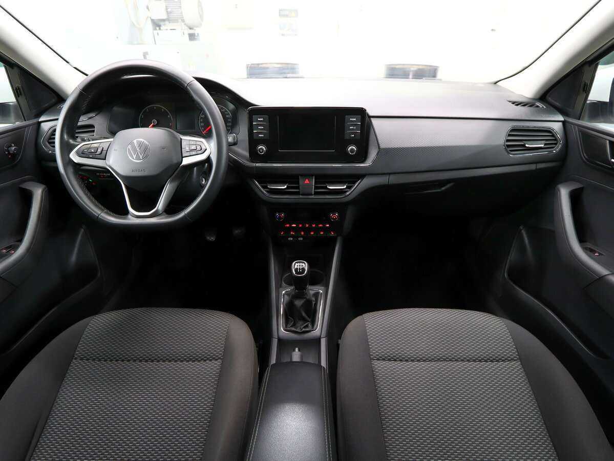 Volkswagen Polo с пробегом — 2020 год. Фото: #14