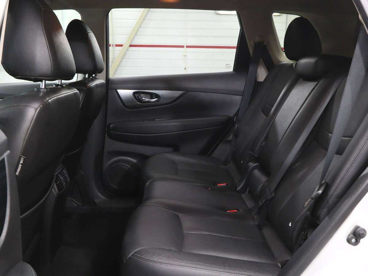 Nissan X-Trail с пробегом — 2015 год. Фото: #11
