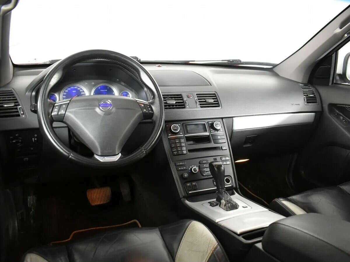 Volvo XC90 с пробегом — 2013 год. Фото: #10