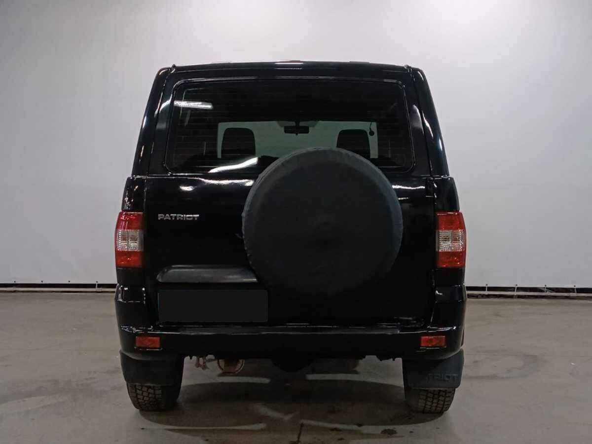 УАЗ Patriot с пробегом — 2017 год. Фото: #4