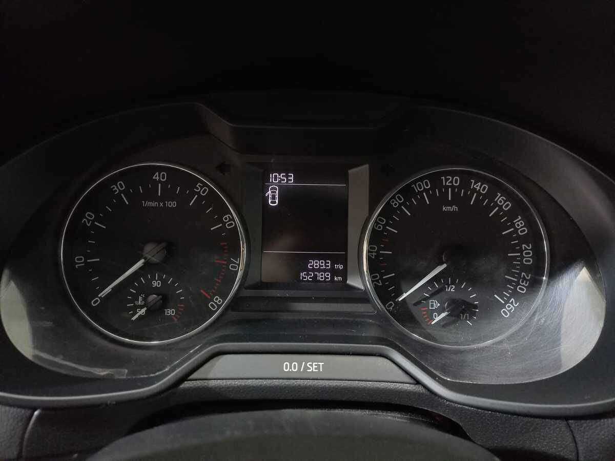 Skoda Octavia с пробегом — 2015 год. Фото: #11