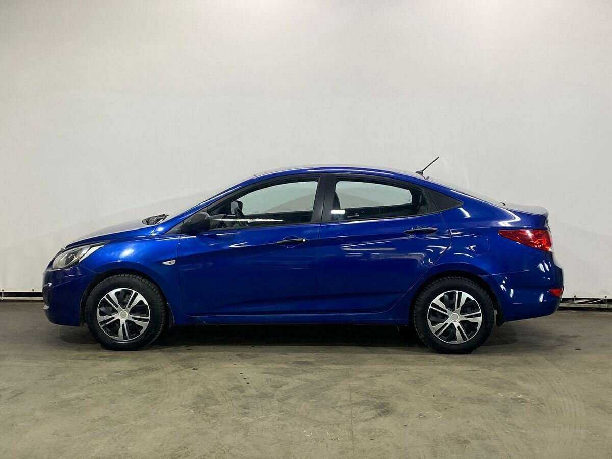 Hyundai Solaris с пробегом — 2013 год. Фото: #7