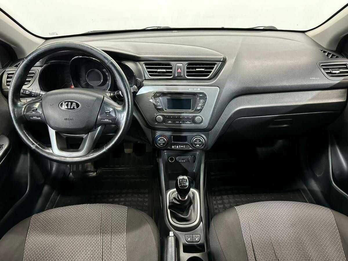 Kia Rio с пробегом — 2014 год. Фото: #8