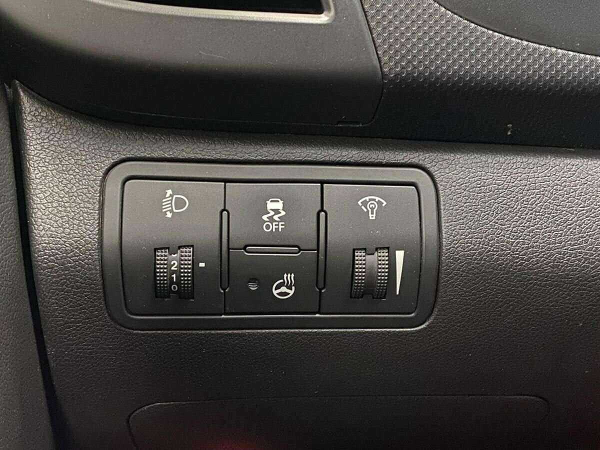 Hyundai Solaris с пробегом — 2013 год. Фото: #14