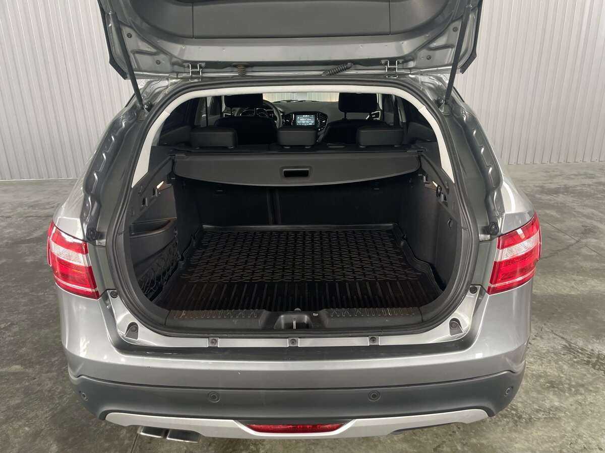 Lada (ВАЗ) Vesta с пробегом — 2018 год. Фото: #24