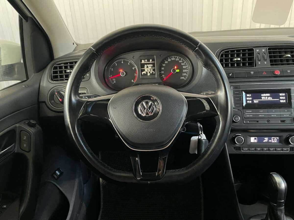 Volkswagen Polo с пробегом — 2018 год. Фото: #9