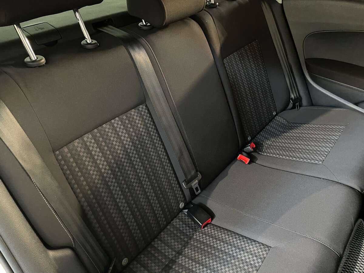 Volkswagen Polo с пробегом — 2018 год. Фото: #15