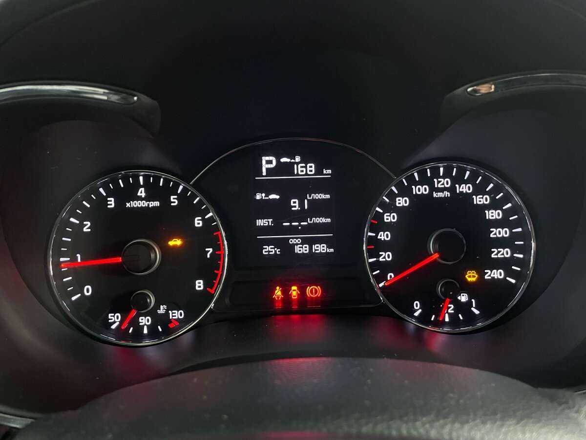 Kia Cerato с пробегом — 2017 год. Фото: #10