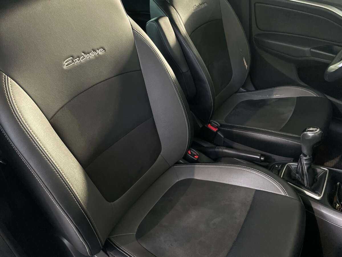 Lada (ВАЗ) Vesta с пробегом — 2017 год. Фото: #17