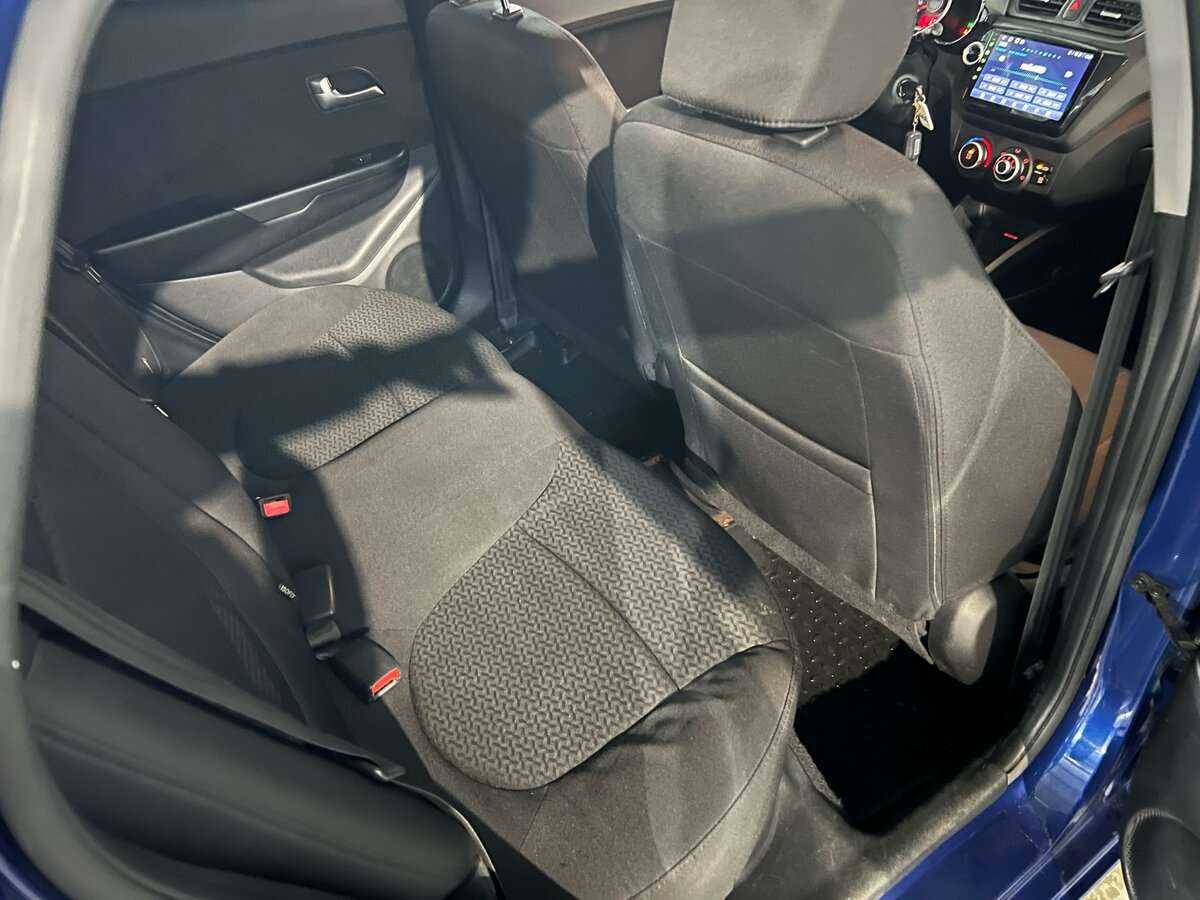 Kia Rio с пробегом — 2013 год. Фото: #15