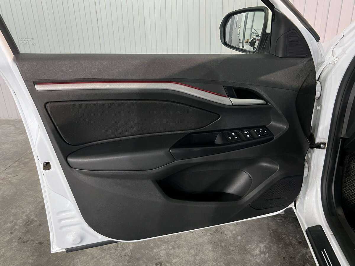 Купить Лада (ВАЗ) Веста, 2020, 45 660 км.. Фото: #8