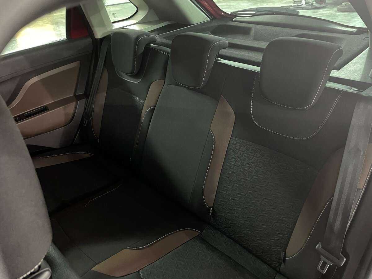 Lada (ВАЗ) XRAY с пробегом — 2017 год. Фото: #11