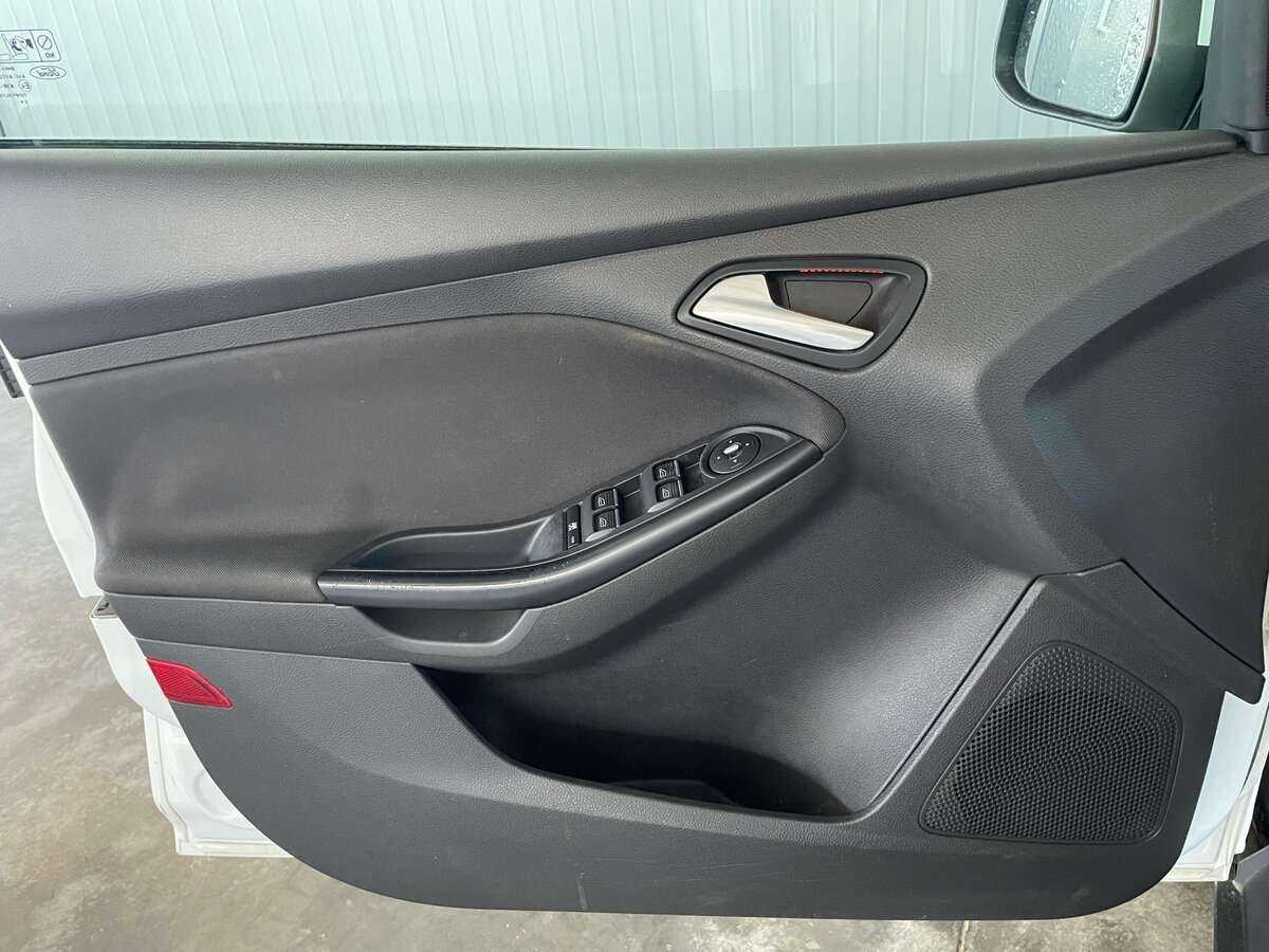 Ford Focus с пробегом — 2014 год. Фото: #19