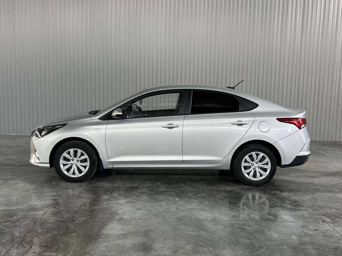 Hyundai Solaris с пробегом — 2020 год. Фото: #3