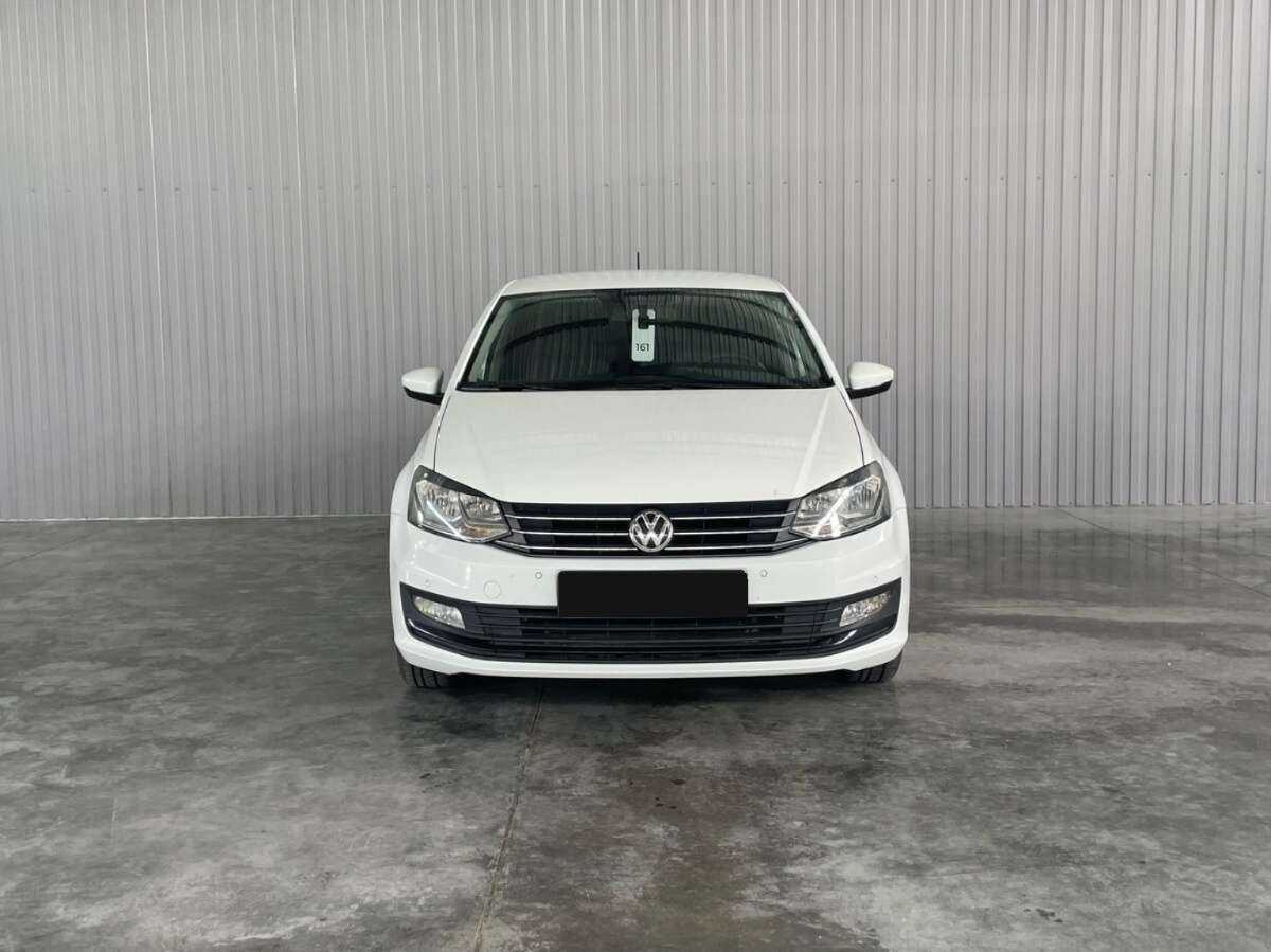 Volkswagen Polo с пробегом — 2018 год. Фото: #1
