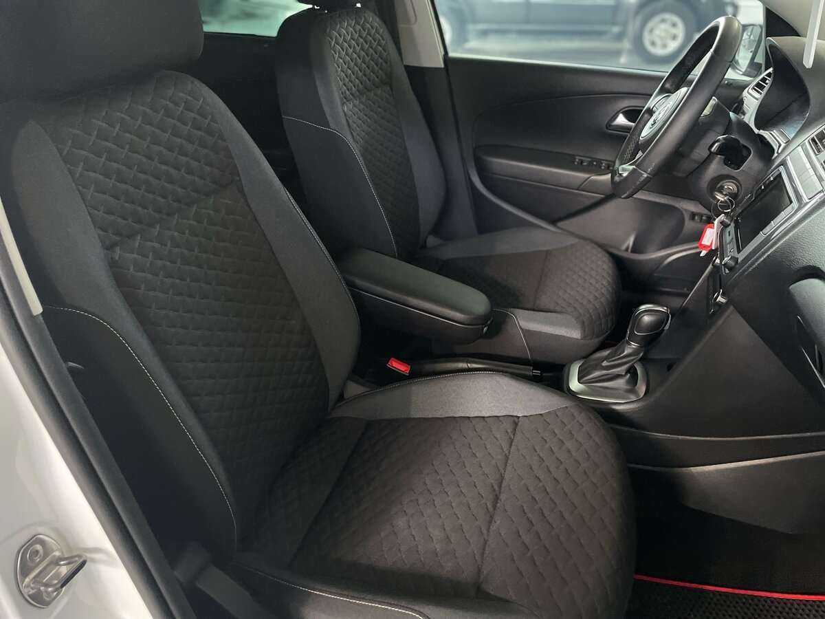 Volkswagen Polo с пробегом — 2018 год. Фото: #14