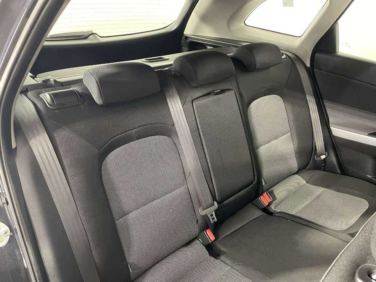 Kia Ceed с пробегом — 2017 год. Фото: #12