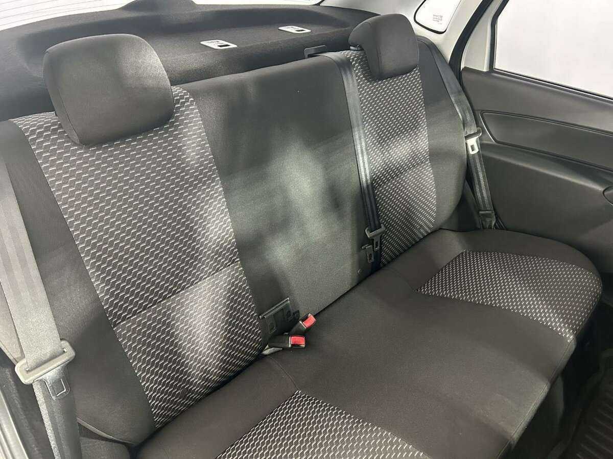 Lada (ВАЗ) Granta с пробегом — 2017 год. Фото: #14