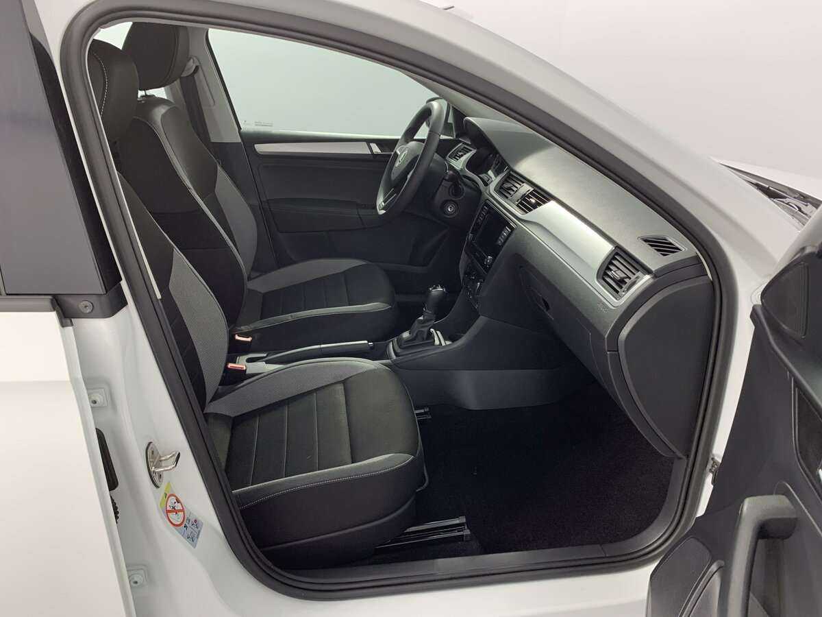 Skoda Rapid с пробегом — 2019 год. Фото: #14