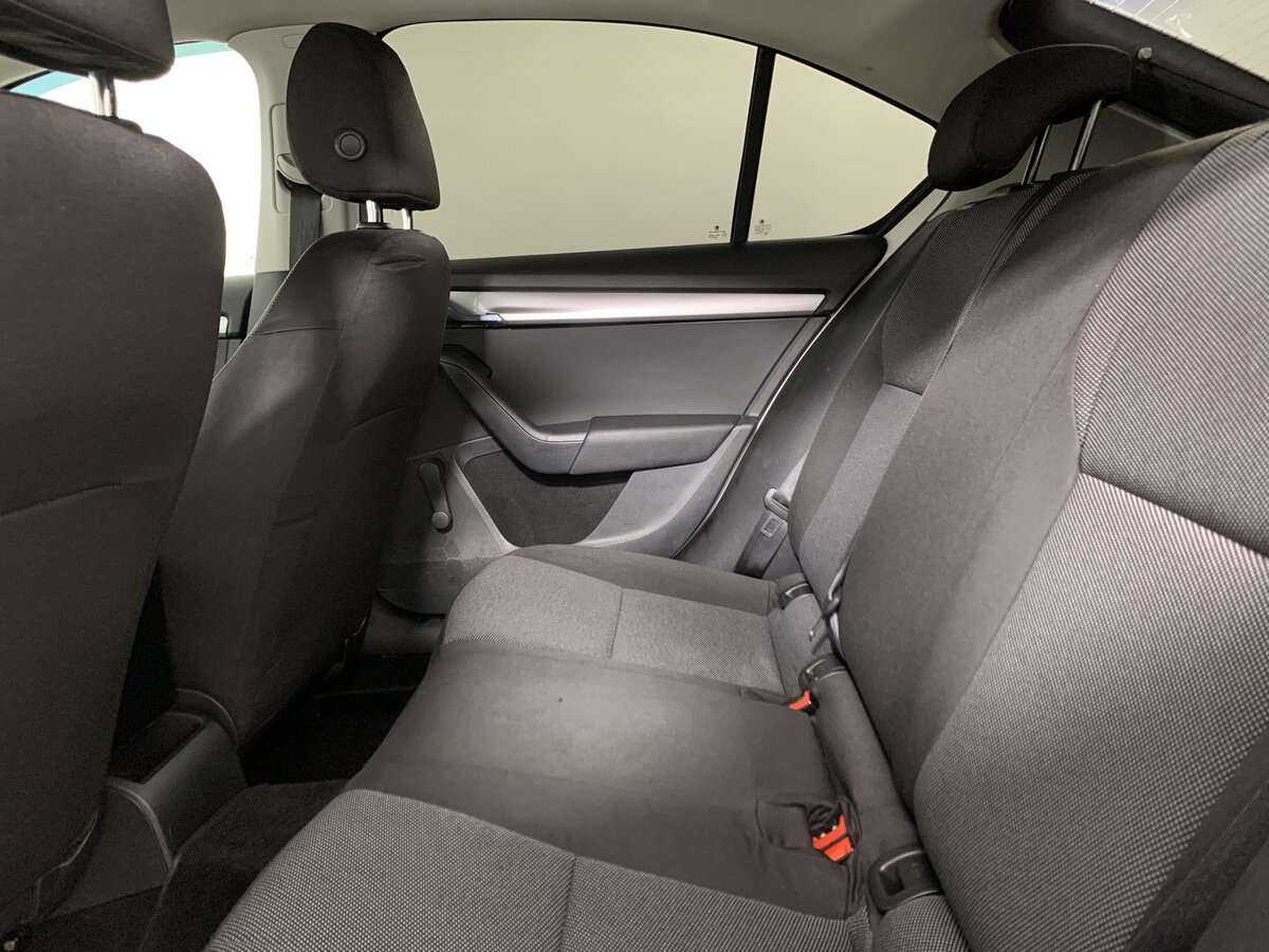 Купить Шкода Октавия, 2014, 221 416 км.. Фото: #15