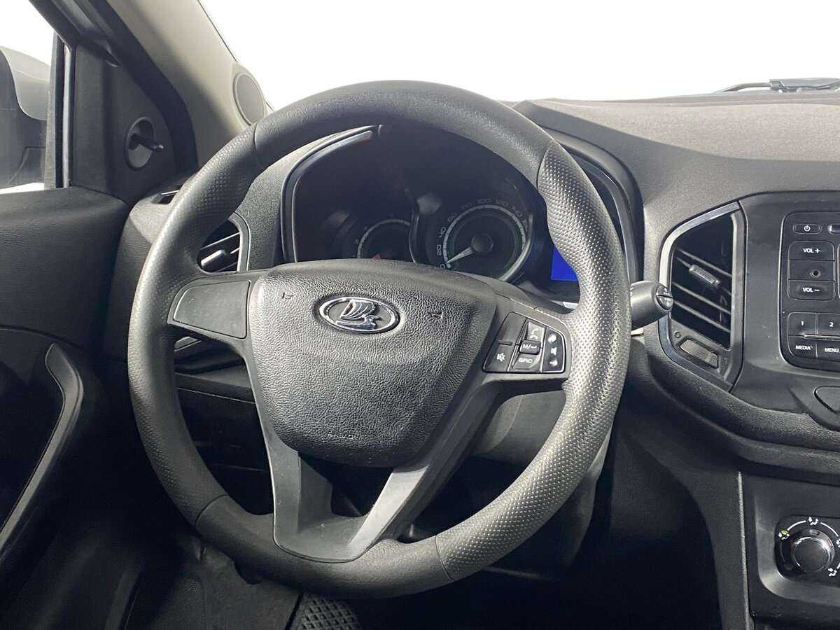 Lada (ВАЗ) XRAY с пробегом — 2016 год. Фото: #10